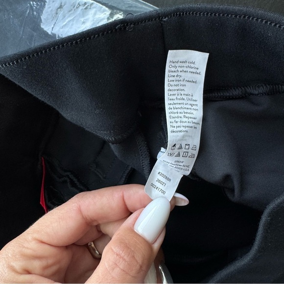 SPANX Black Skinny Pants ankle with side sequin size S - Picture 11 of 14